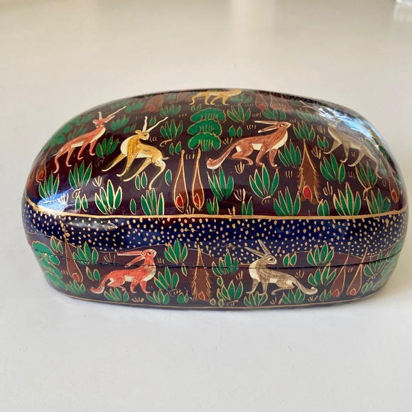 Starry Night In The Forest I Lacquer Papier-Mâché Lidded Rounded-Rectangle Box - Picture 5 of 16